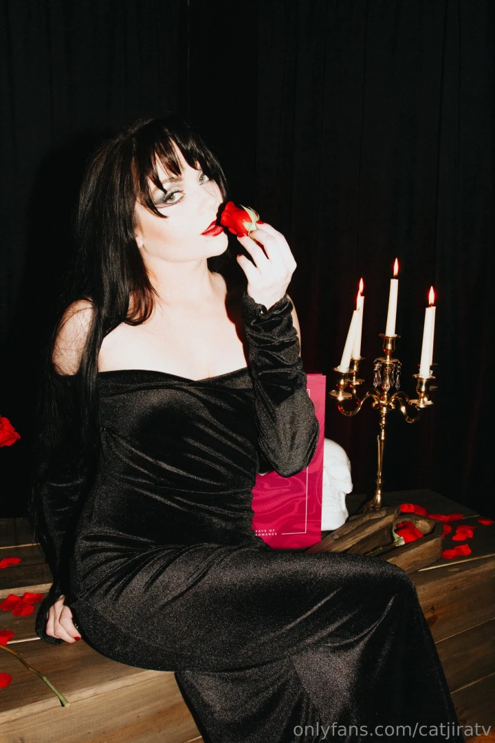 Lf the gomez to my morticia applications can be sent to onlyfans com 