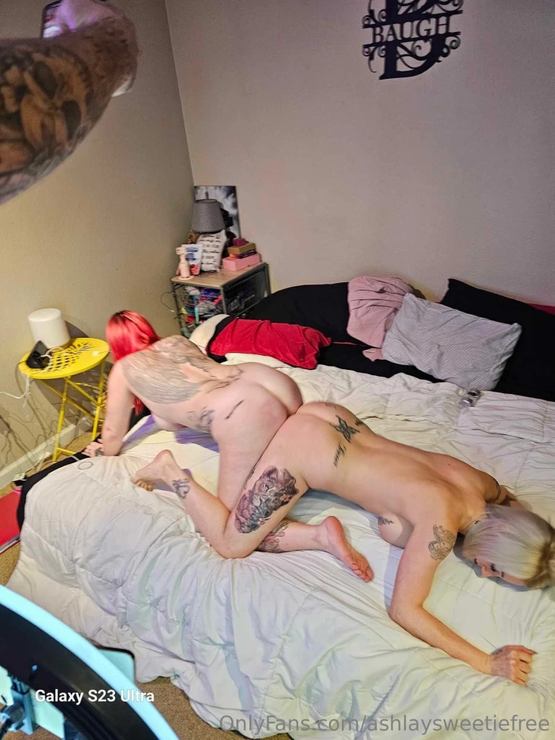 Me and redheadedbaddie90free last live together we used a double sided 