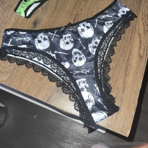 New panties came in today 35 spin the panty wheel win up to 3 pair yes part 1