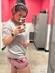 Me in real life at the gym this morning