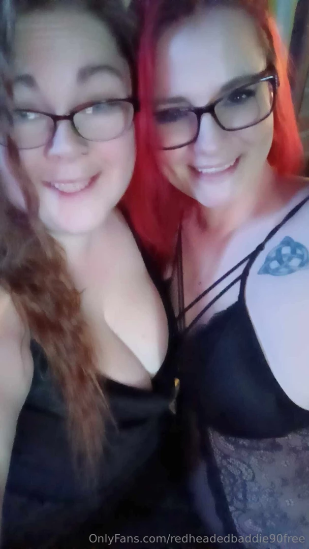 Omg sexyshorty89 is gonna be live tonight 8pm cst make sure you follow 