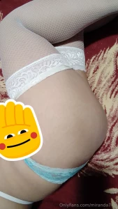 Hace un poco de fr o recuestate conmigo