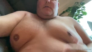 bigdamien - Talking about my favorite fat parts of my body while i struggle to 