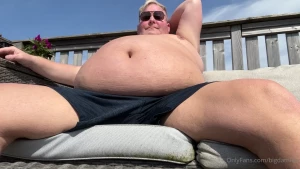 bigdamien - Looking fatter than ever belly and moobs update outside getting some part 1 