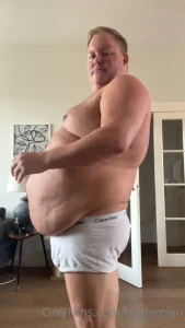 bigdamien - Update on weight gain and showing off my hole for all you horny tops 