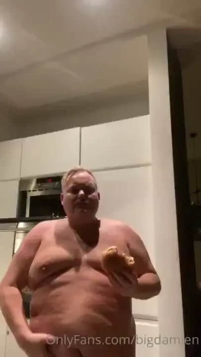 Just another midnight burger order that i secretly am eating in the 