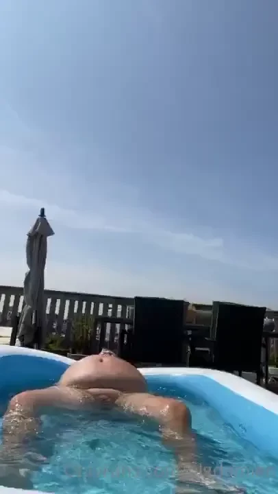 Pool scene part one love the water and i wanted to share that with you 