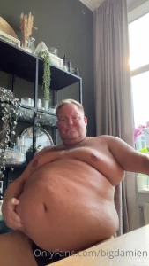 bigdamien - Been in the sun a lot and playing with my ever growing fat a lot part 1 