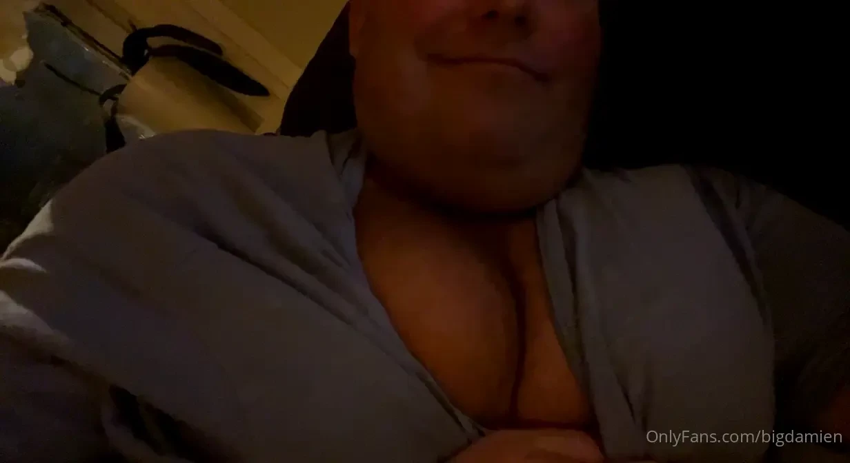 Just playing around on the couch being fat and lazy waiting for food part 3 