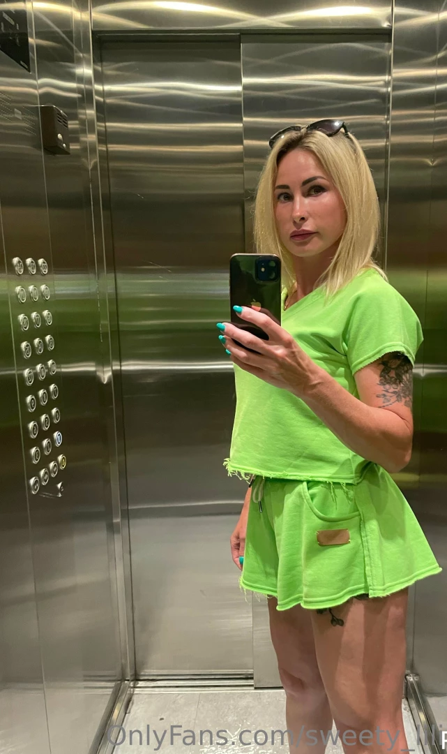 I ve always thought about doing it in the elevator 