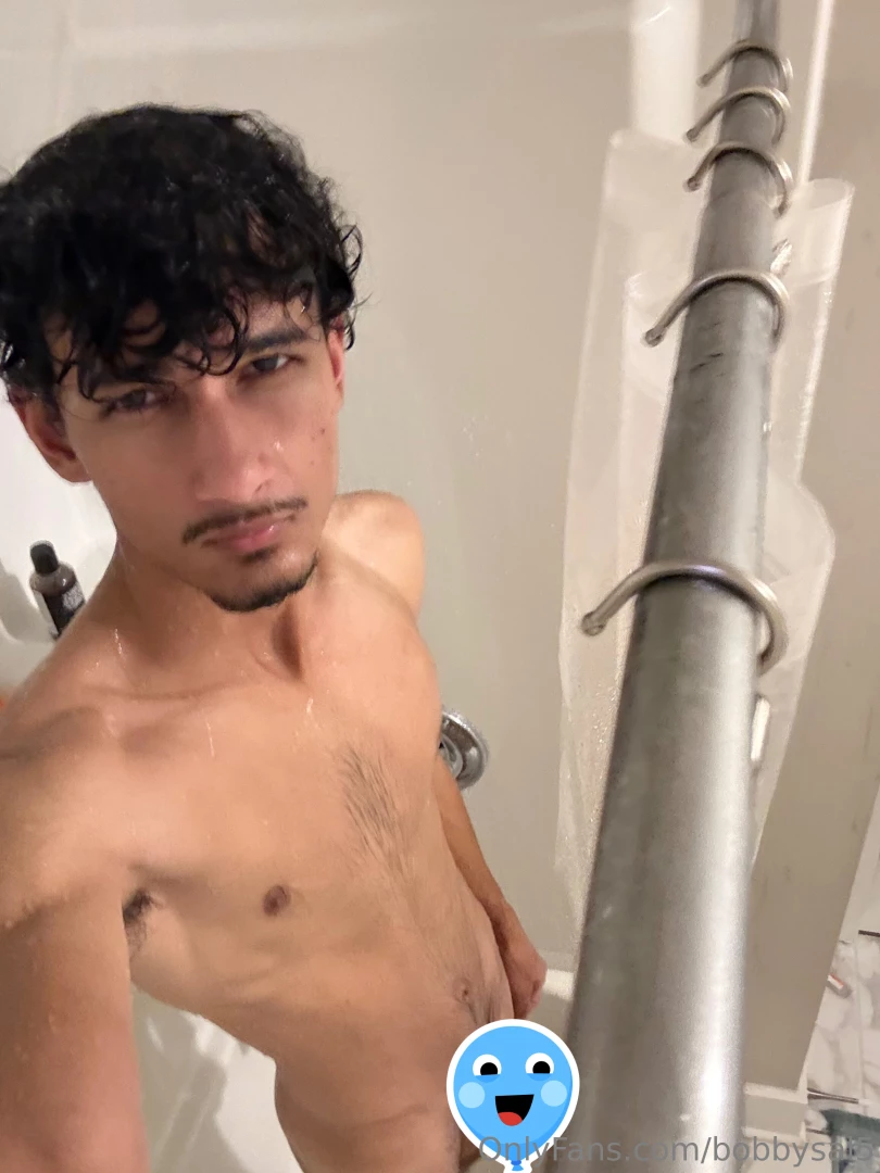 Hot showers make me so horny 