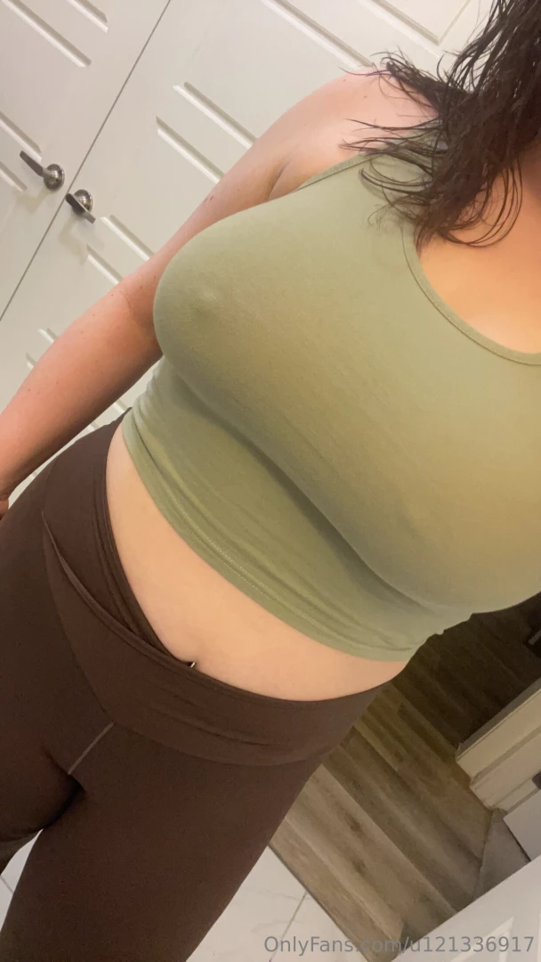 Outfit of the day perks of getting to be comfy 