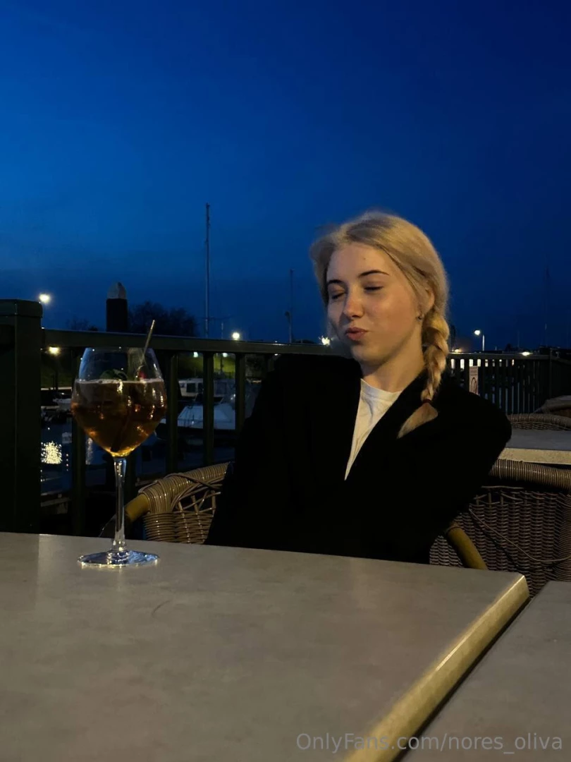 Hanging out with friends is the best way to end the day how often do 