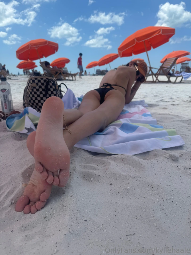 Sandy soles new beach soles and ass picture pack part 2 