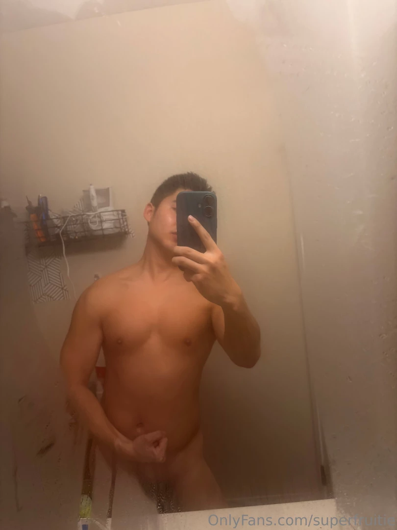 Damn i feel skinner but not in a healthy way i almost feel 100 now 