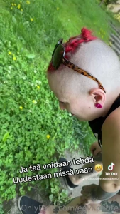 Ottakaa meid n yhteinen tiktok seurantaan kun tuolla on 1000 seuraajaa