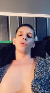 Morning guys anyone up for some naked fun tonight