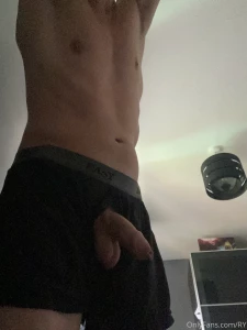 Who wants to make my dick hard