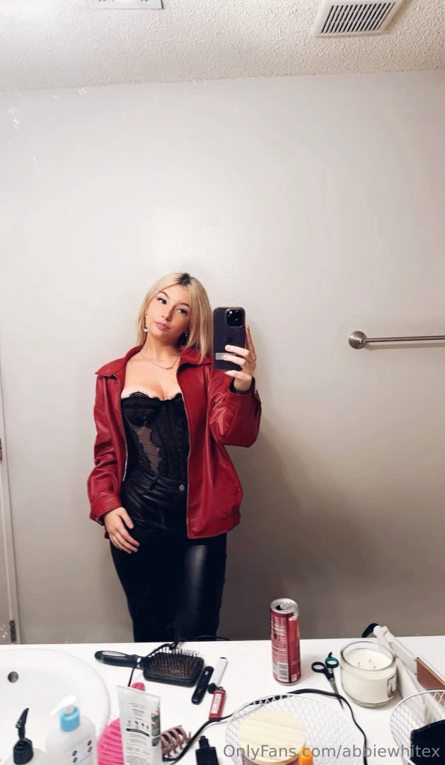 Getting some last minute errands done before stream tonight be there 