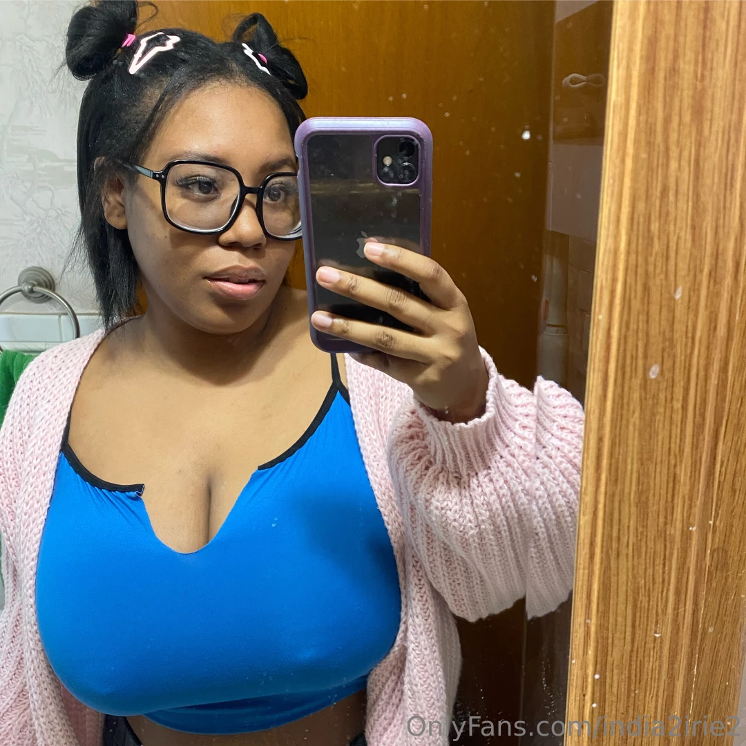 Don t forget to join me for my very first live event tonight mv 