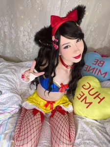 I was going for catgirl snow white but the longer i look the more it s part 25