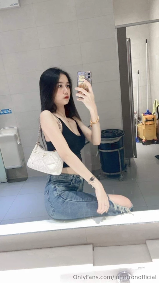 Mooni is selfie mode as usual love her 