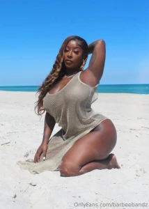 Not sure what s hotter the sun or this view