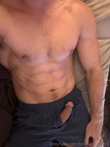 Somebody help make it hard
