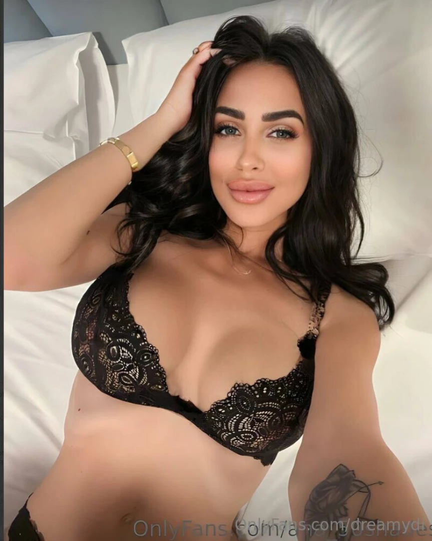 Ana_50shades is wet right now free subscription only now she wants to part 401 