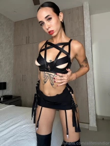 Kinky minds are the best kind tell me yours