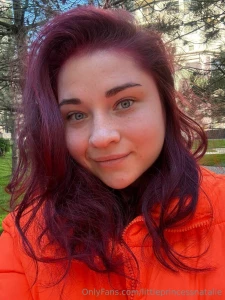 Love my orange jackettt