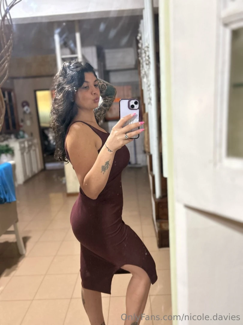 Just uploaded new sexy vids dm me 