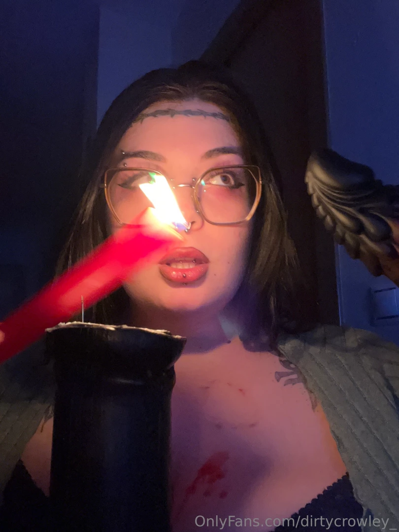 Parece que por andar jugando con las velas acab invocando algo part 1 