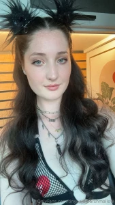 Xxxtra tall rave babe of your dreams i honestly think the albedo of my