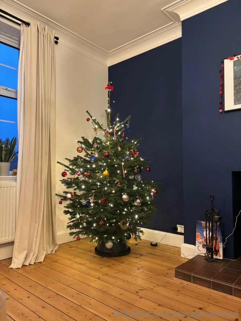 Two things i can absolutely count on in december i will put up a part 1 