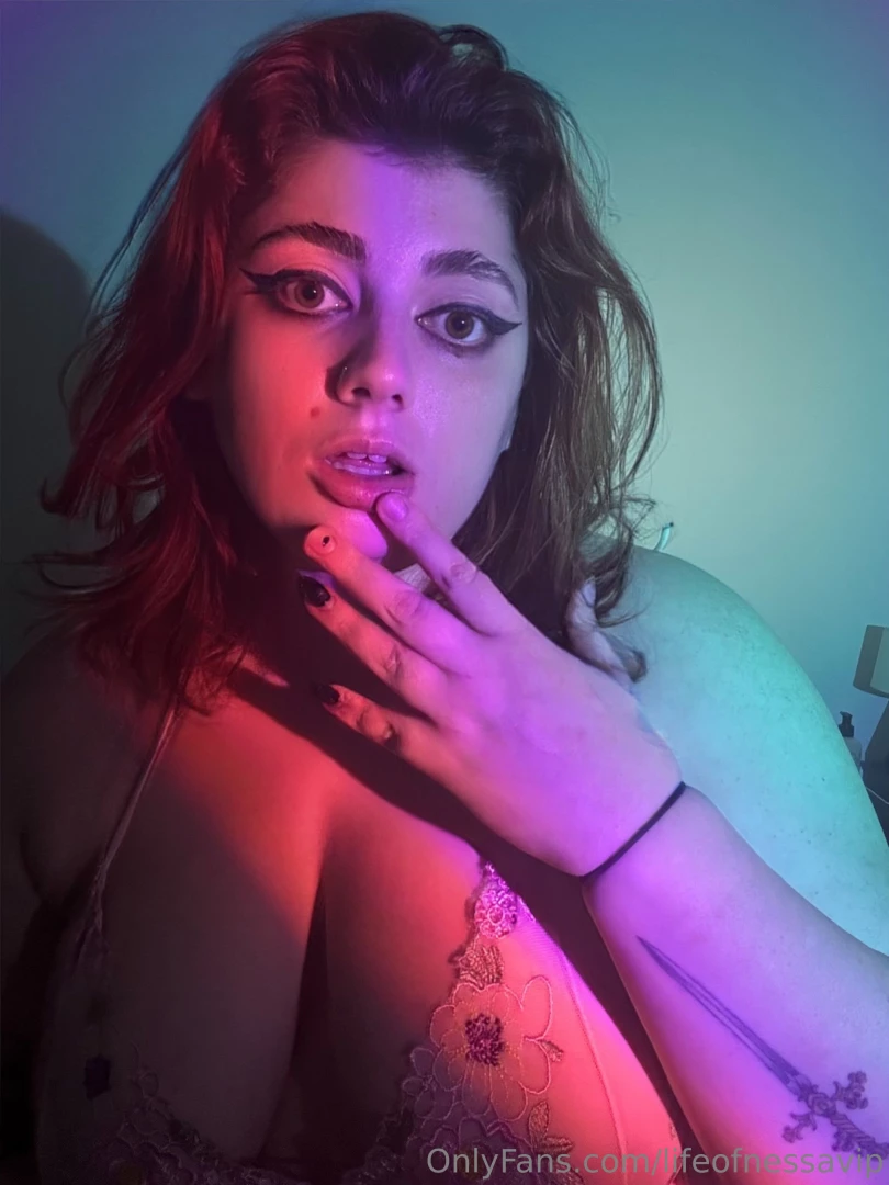 Tell me all your darkest secrets 