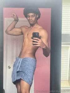 My body sometimes reminds me of a greek god part 1