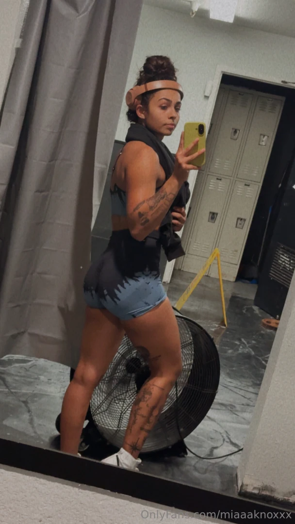 Hamstrings today sweat my ass off 