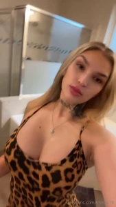 Doing honest dick rates today on my vip page baby hopefully i dont
