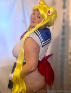 Would you love to see me do cosplay content in 2025 you get the sneak