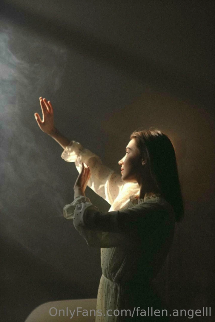 Like a girl from some fairytale 