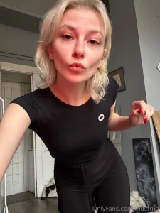 Get -20 off your subscription and exclusive access to everything you part 1