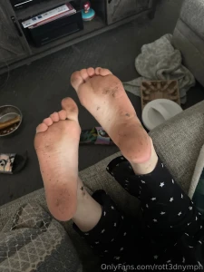 Dirty feet pics i shaved my legs part 1