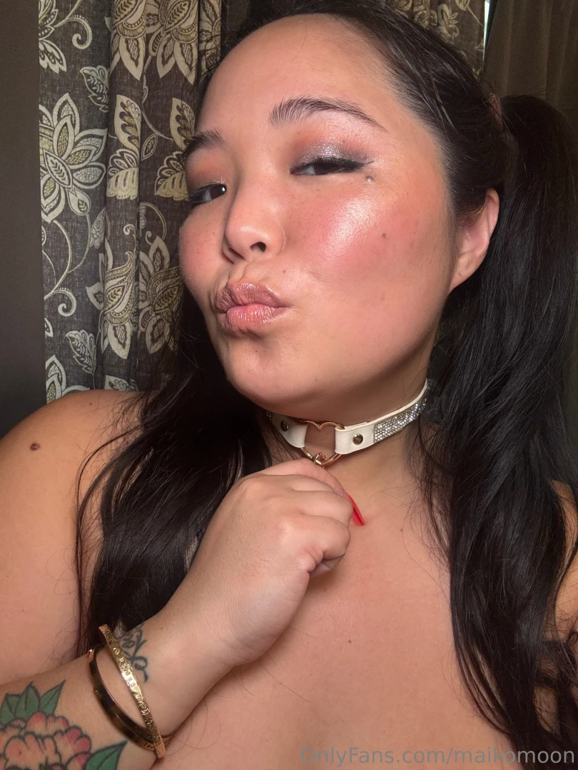 Lean in closer and pucker up luv 