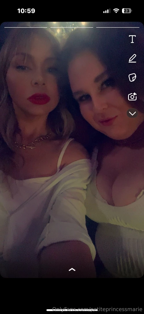 The sexy curvyjane and i just having fun 
