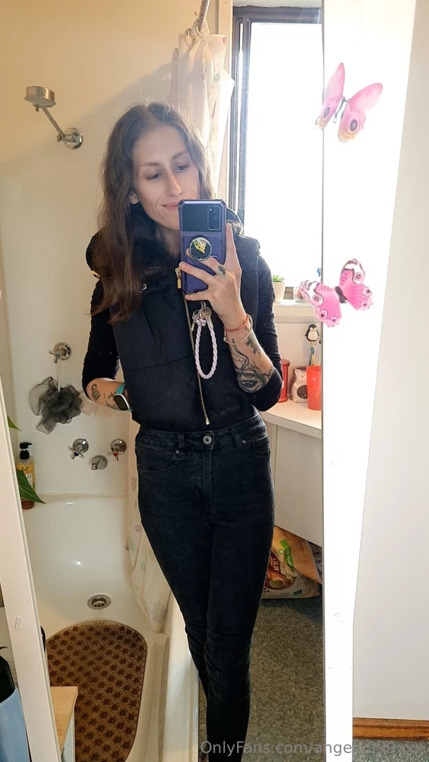 Welcome to the darkside where we lose our minds and embrace the 