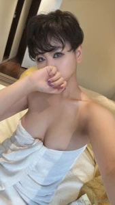 Wanna see me take off the towel tip 10 and i ll send you something