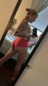 Since my body is looking great and plumpy i m making a comeback get part 2