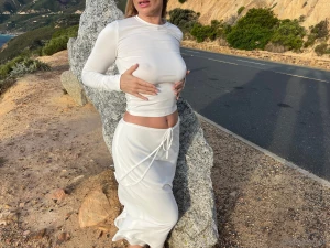 Would you stop honk or do something else