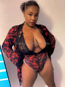 Hey good evening baby can i help you unwind and cum tonight i promise